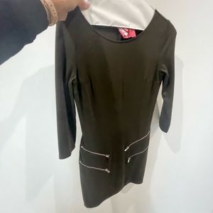XS green Express dress with quarter sleeve